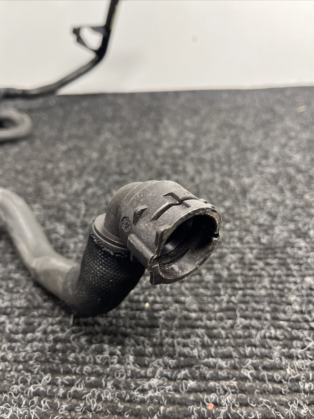 ☑️ OEM BMW E90 E92 E93 N54 RWD AT Thermostat Hose  Coolant Return Pipe Line