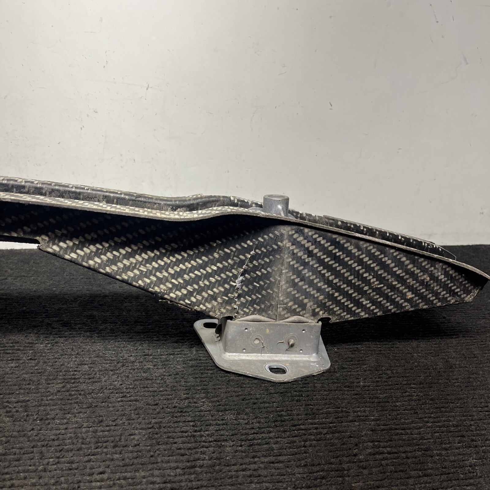 ☑️ 08-13 OEM BMW E92 E93 M3 Coupe Rear Bumper Reinforcement Rebar Carbon Fiber