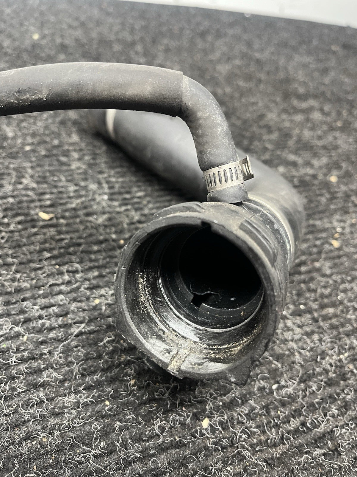 ☑️ BMW E88 E90 E92 135 335 N54 Upper Engine Radiator Coolant Hose Pipe Line OEM