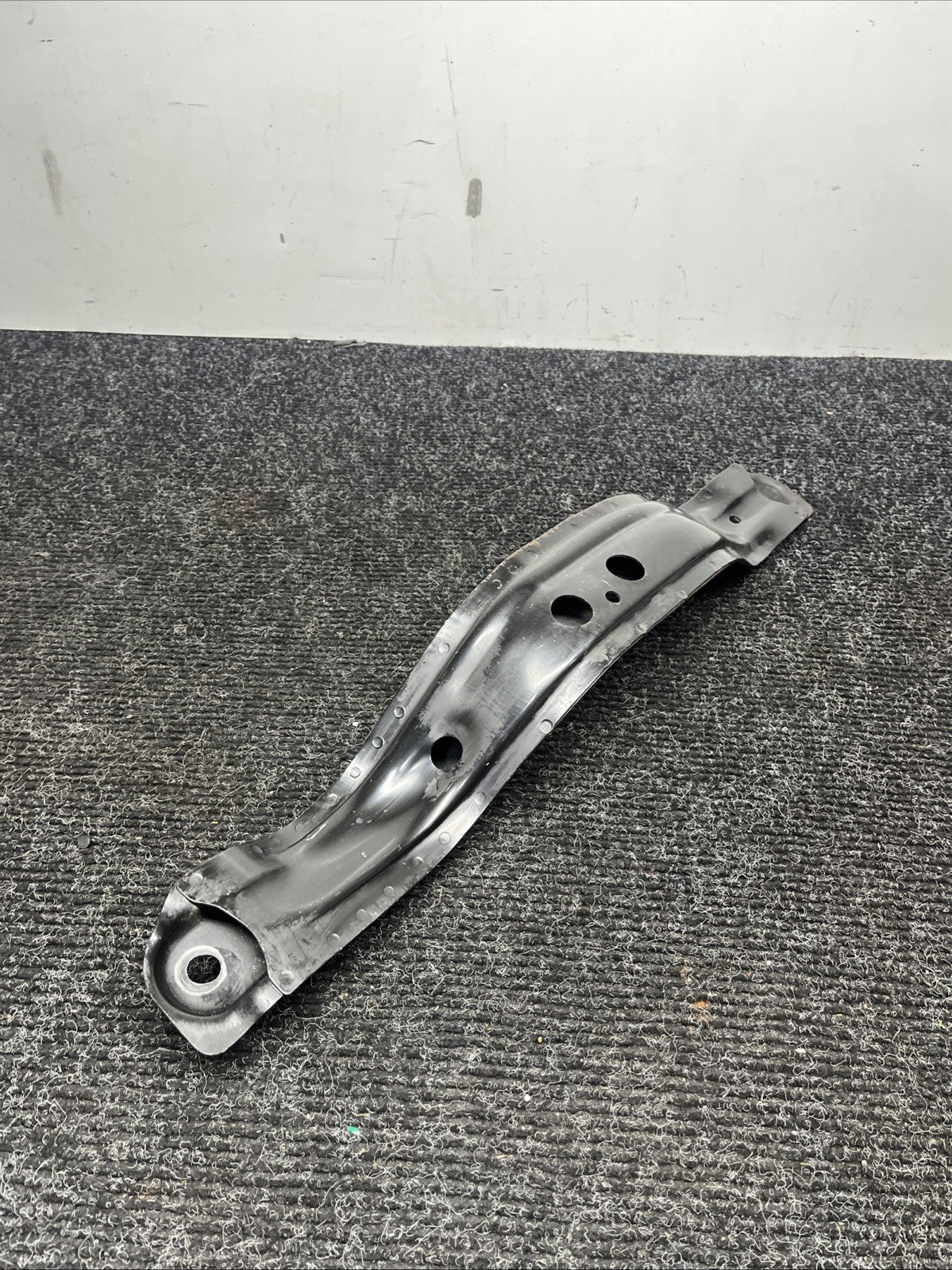 ☑️ 2004-2021 Subaru WRX STI 6SPD Transmission Carrier Mount Brace 41011FE011
