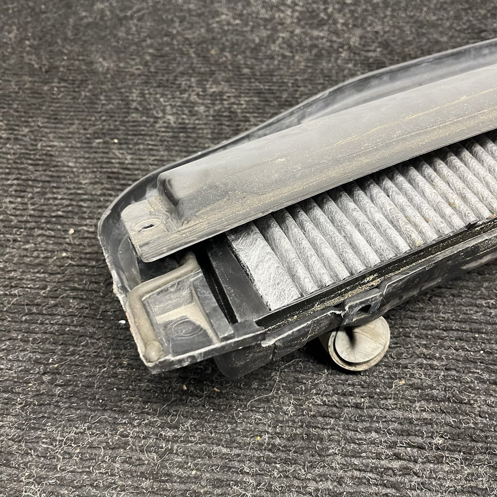 ☑️ 01-06 OEM BMW E46 M3 330Ci S54 Micro Air Filter Housing Cover Trim Panel