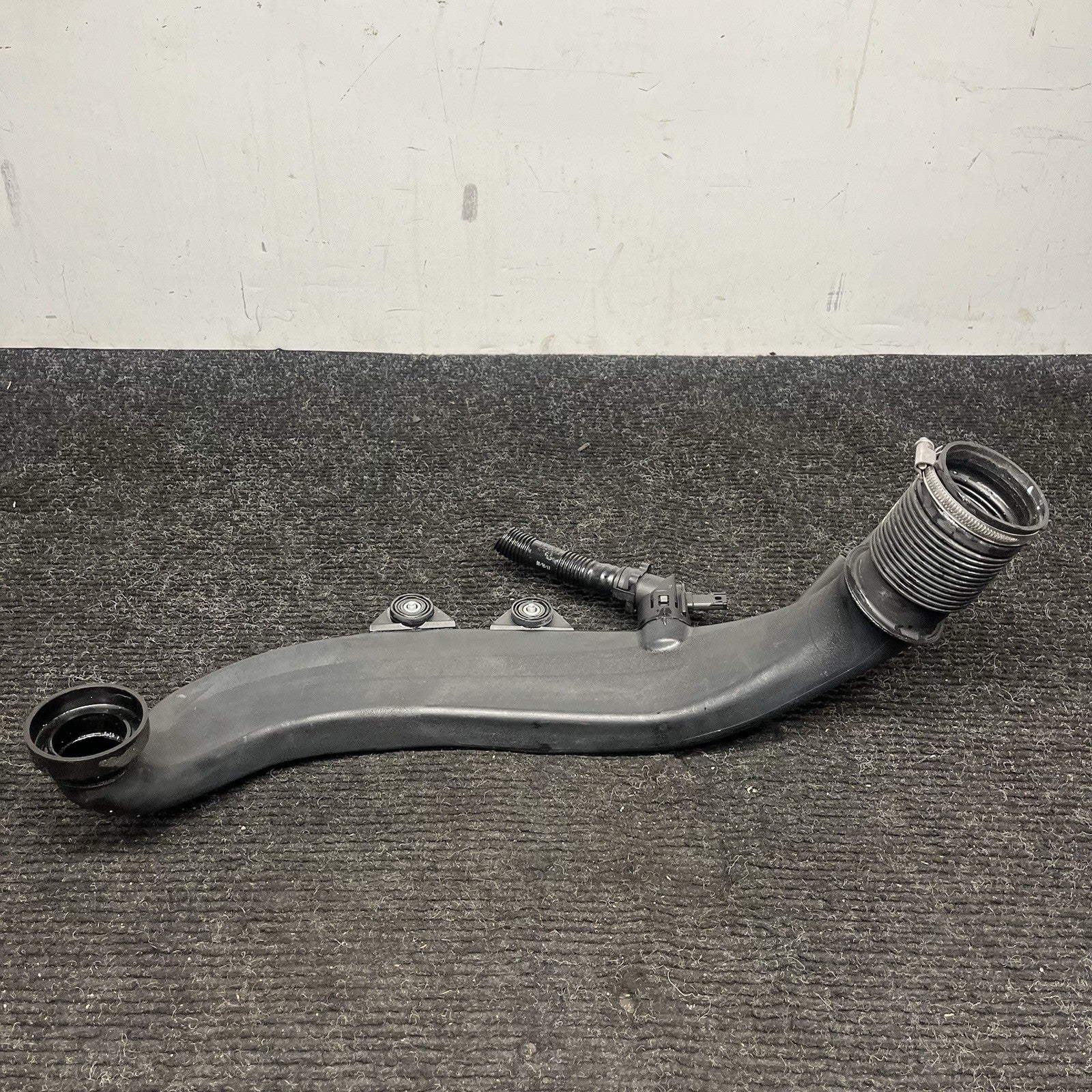 ☑️ 07-10 BMW E93 E90 335i Turbo Air Induction Pipe Duct Hose Unit 7600028 OEM
