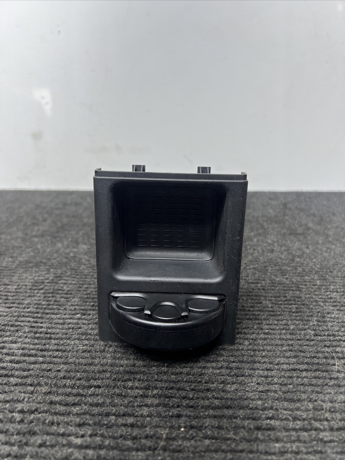 ☑️ BMW E46 NEW GENUINE CENTER CONSOLE STORAGE TRAY BLACK COIN BOX 8248505 99-05