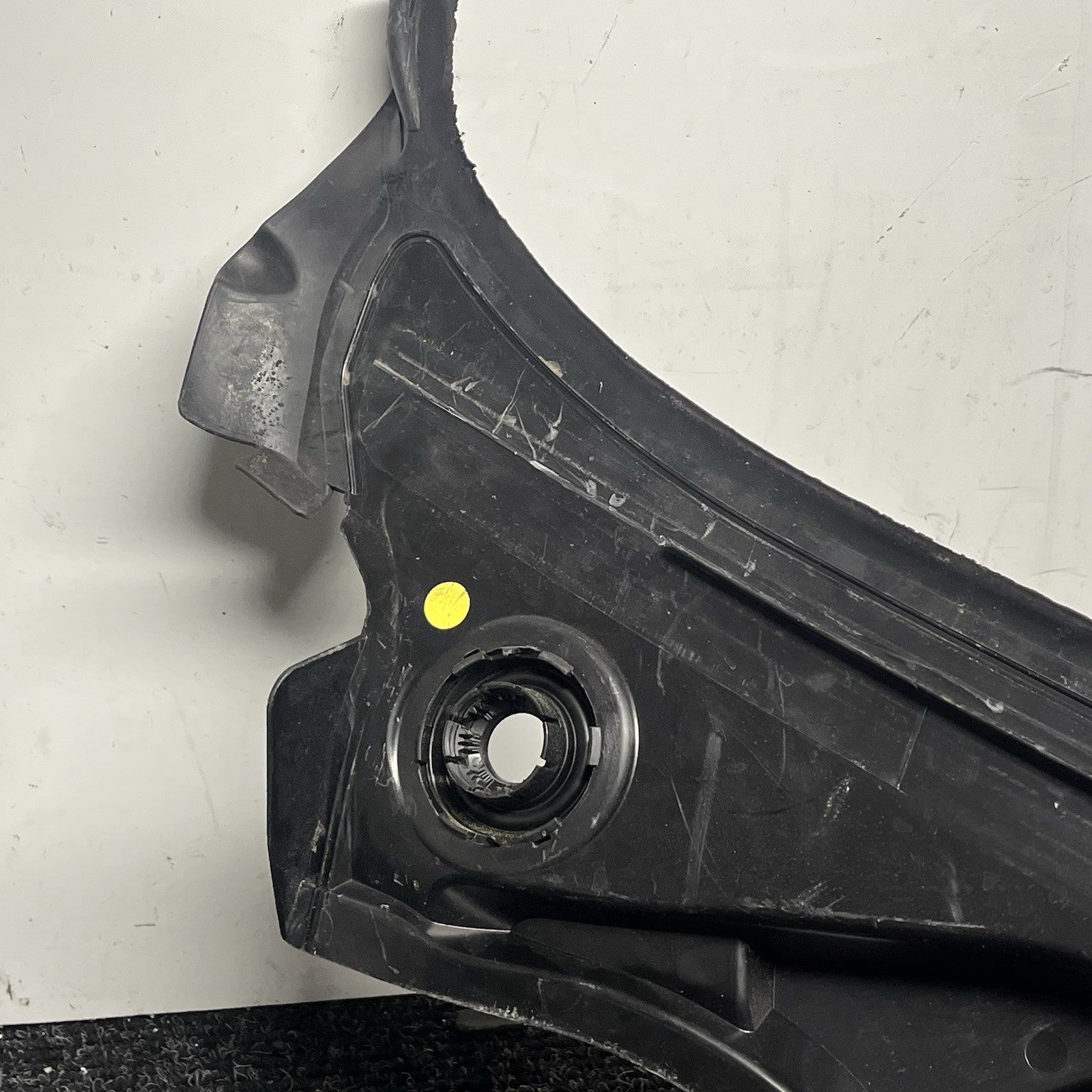 ☑️ 08-13 BMW E90 E92 E93 M3 OEM Front Windshield Wiper Cowl Panel Trim Cover OEM
