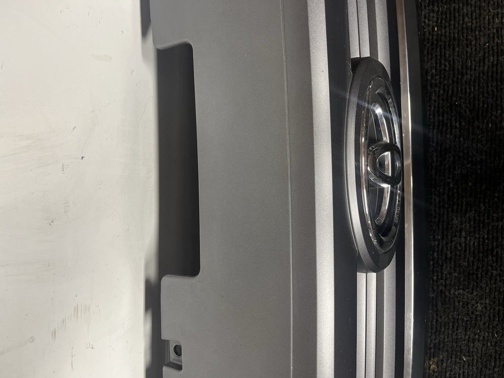 ☑️ 2014 2015 2016 2017 TOYOTA TUNDRA FRONT UPPER GRILL/GRILLE OEM