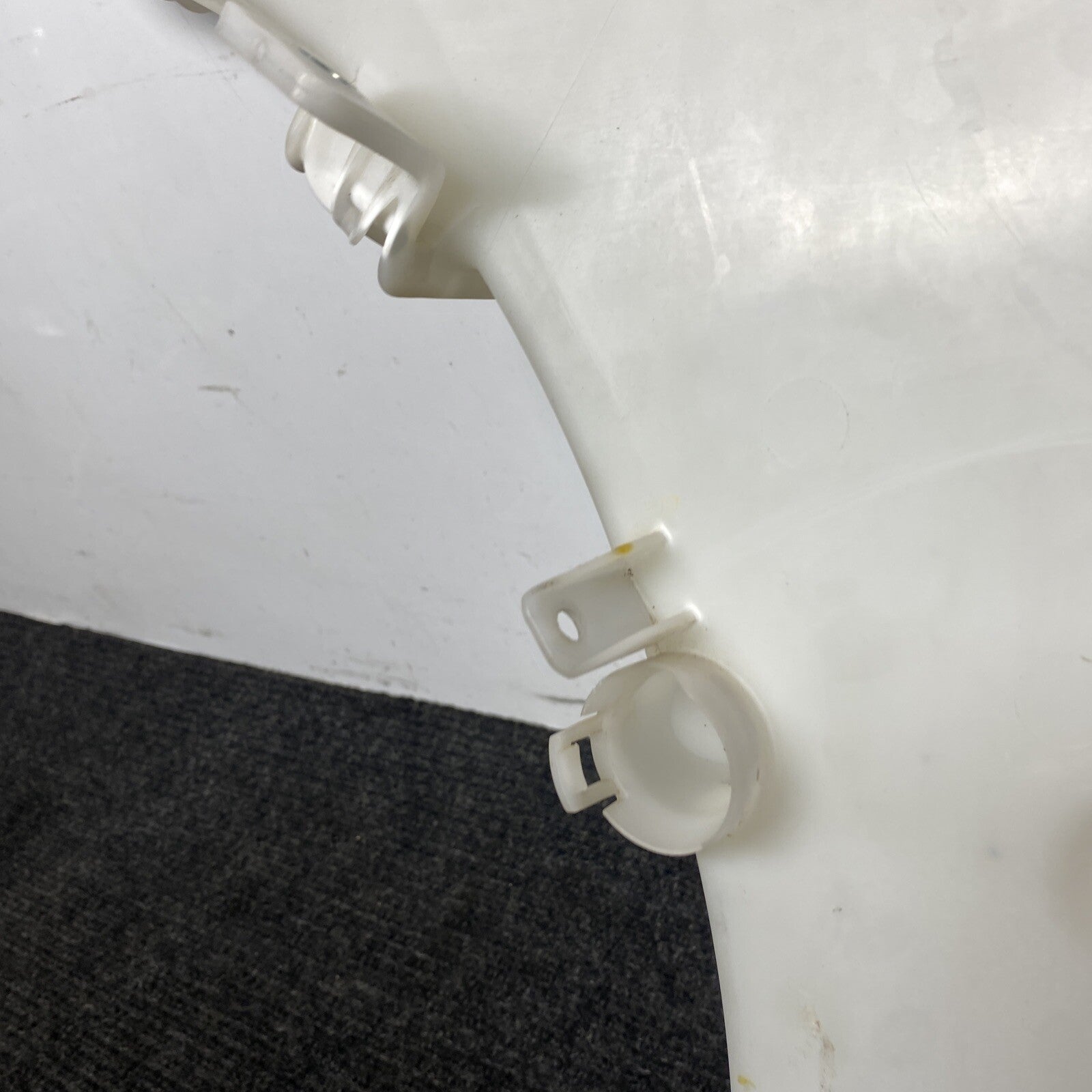 ☑️ 2008-2013 BMW 128i 135i E82 Windshield Washer Reservoir Tank Coupe Sedan OEM