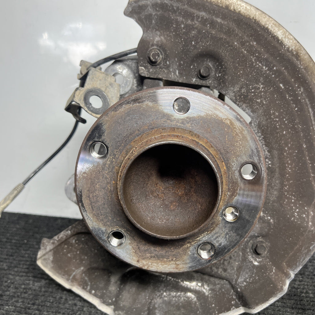 ☑️ 06-13 OEM BMW E82 E90 E92 RWD Front Right Hub Knuckle Wheel Bearing Spindle