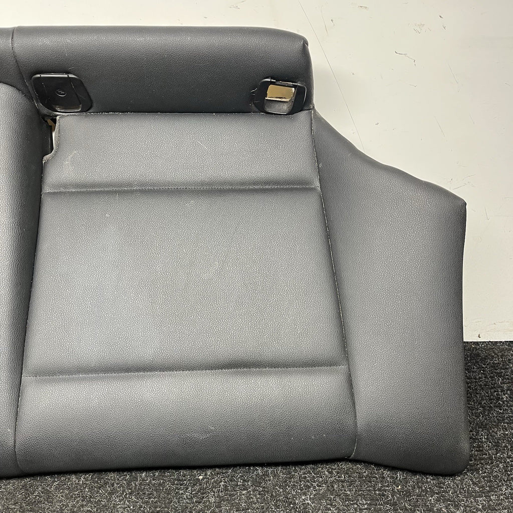 ☑️ 08-13 OEM BMW E82 E88 128 135 Rear Seat Lower Cushion Leather Boston Black