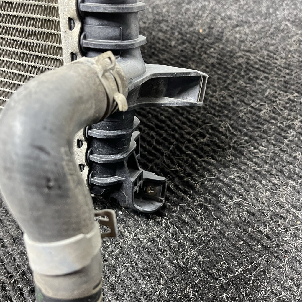 ☑️ OEM 2011-2015 AUDI Q7 3.0L FRONT LEFT RIGHT AUX AUXILIARY SECONDARY RADIATOR