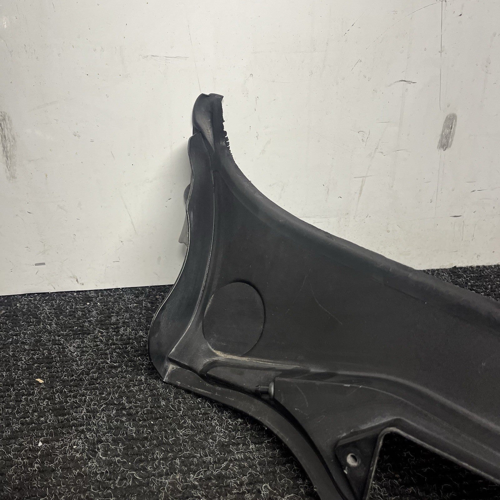 ☑️ 08-13 BMW E90 E92 E93 M3 OEM Front Windshield Wiper Cowl Panel Trim Cover OEM