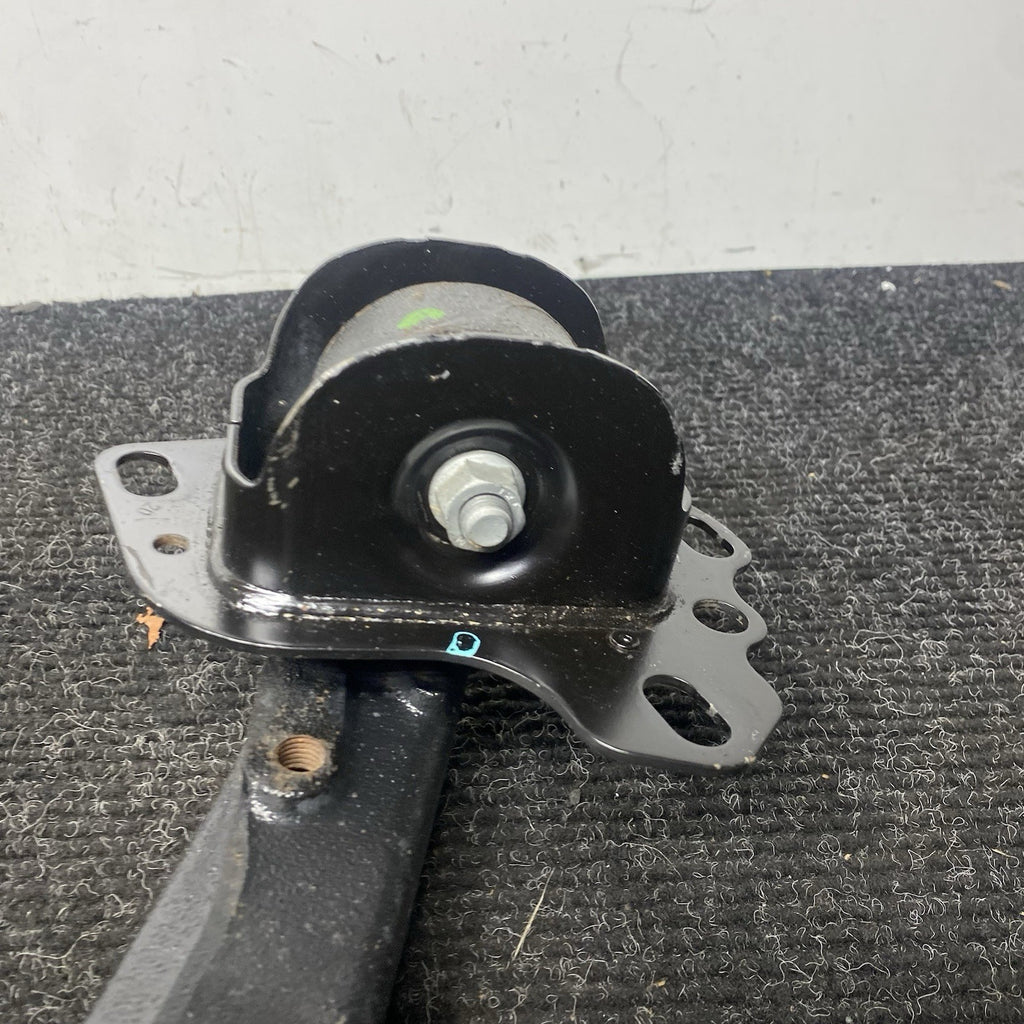 ☑️ 03-08 BMW E85 E86 Z4 Rear Left Driver Side Spindle Knuckle Hub w/ Shield OEM