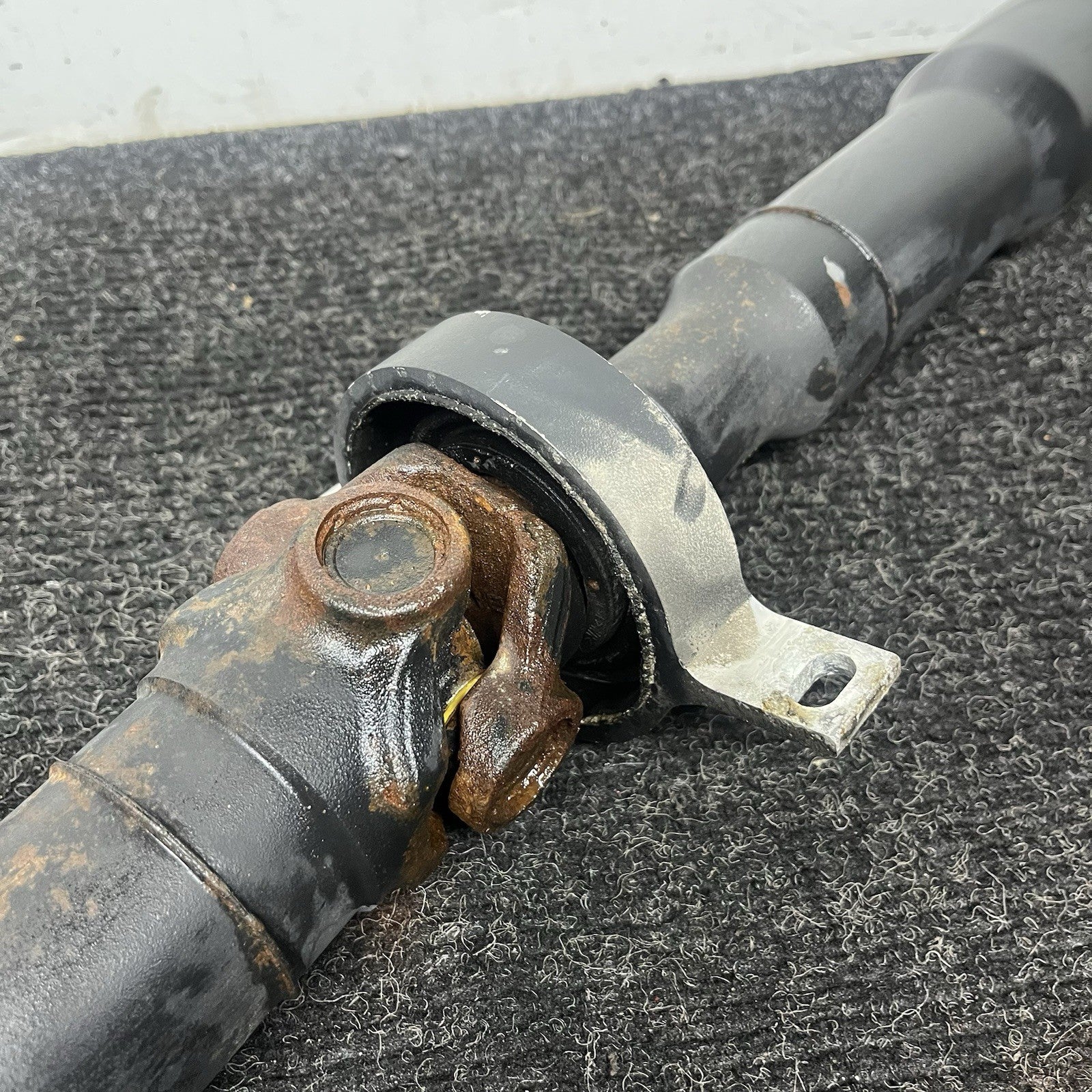 ☑️ 06-15 BMW E90 E92 325 328 330 X1 AWD Rear Auto Driveshaft Assembly 1266MM OEM