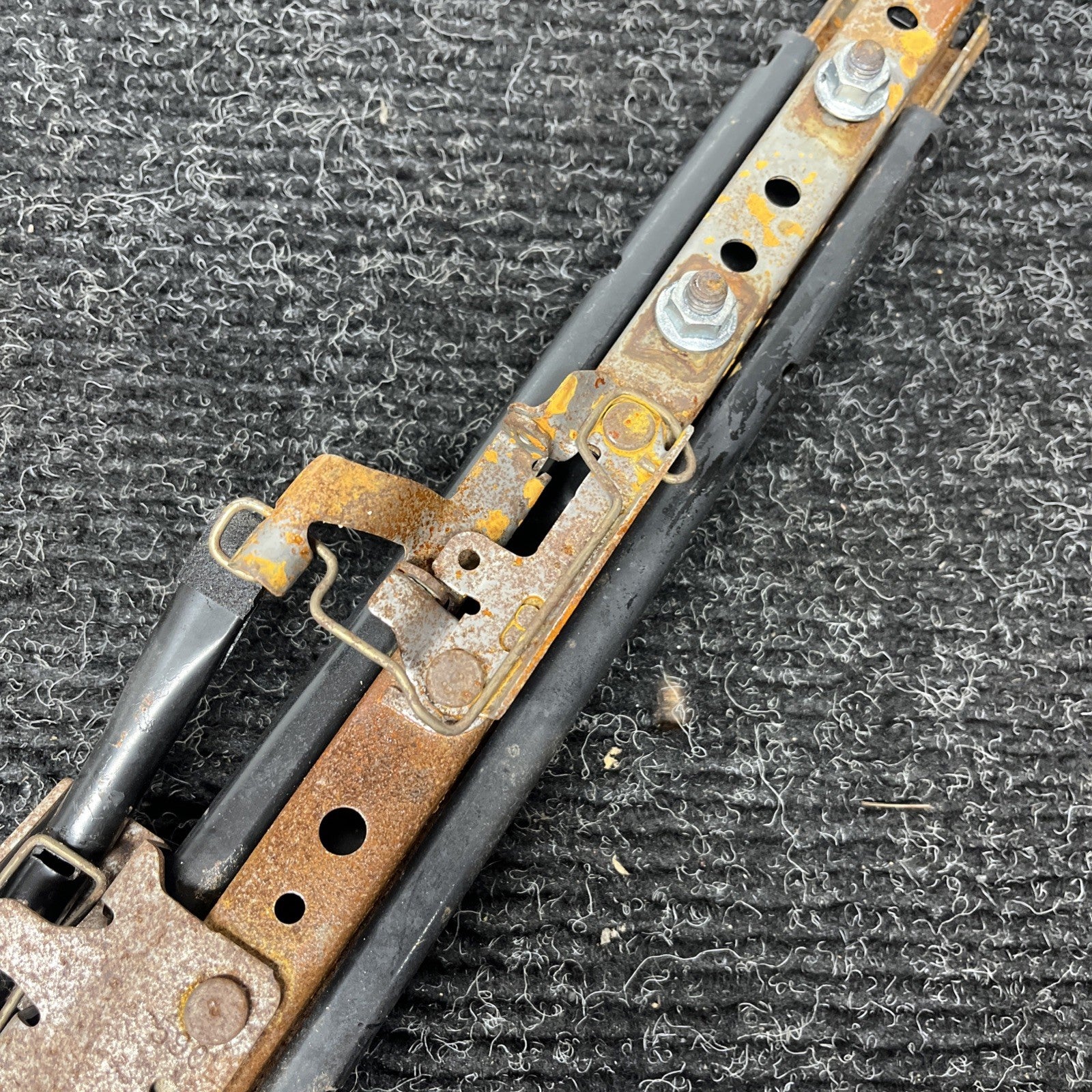 ☑️ 17-20 SUBARU BRZ TOYOTA 86 FRONT RIGHT PASSENGER SEAT TRACK FRAME RAIL OEM