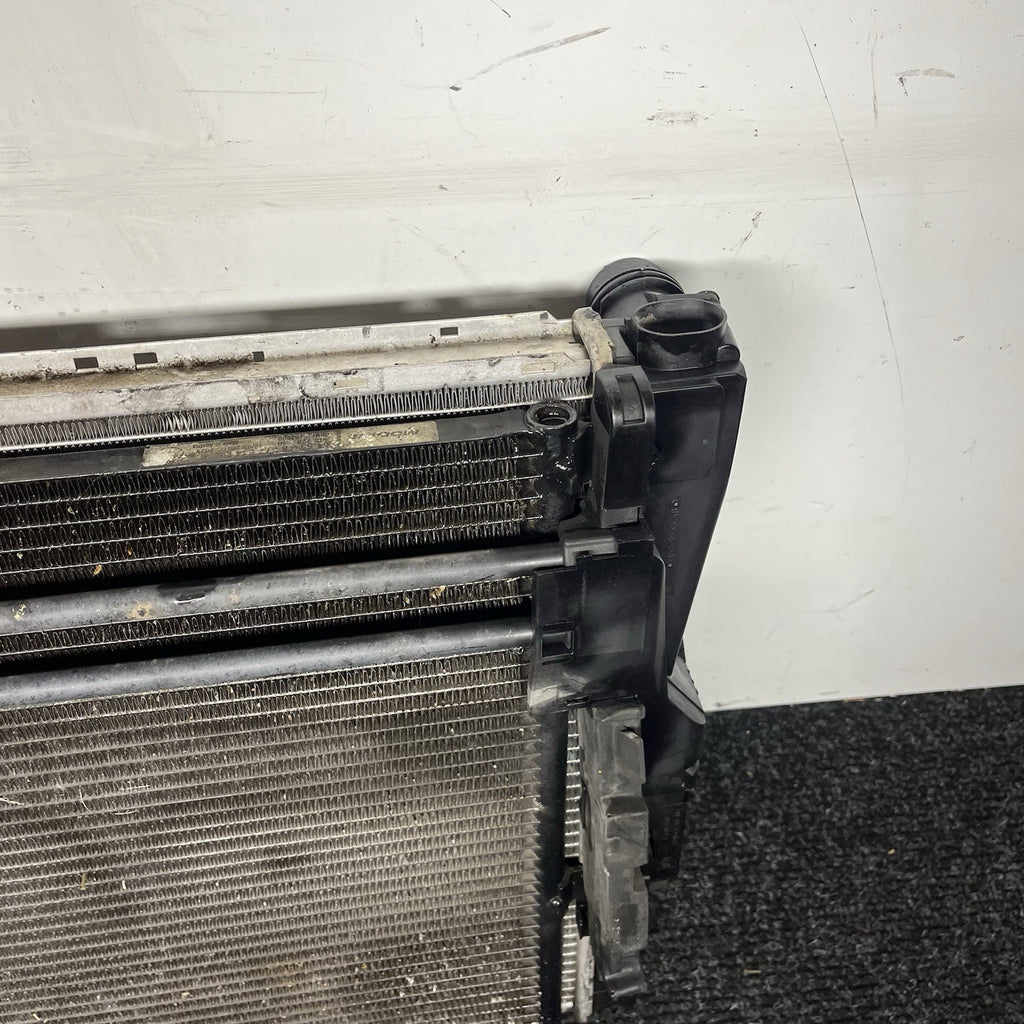 ☑️ BMW 330i 325i 323i E46 Engine Cooling Radiator 3.0L 6 Cylinder Fits 2001-2006