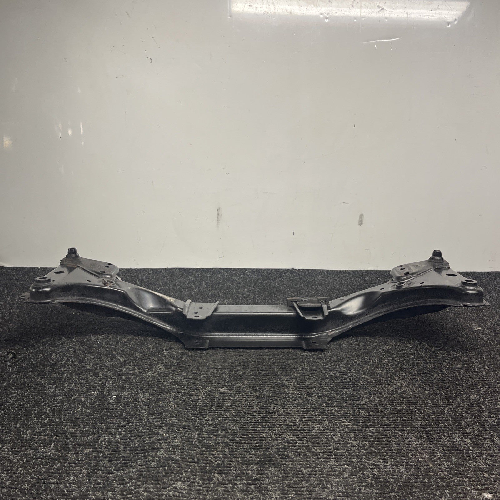 ☑️ 1999-2005 BMW E46 330i 328i 325i engine SUBFRAME CROSS MEMBER cradle OEM
