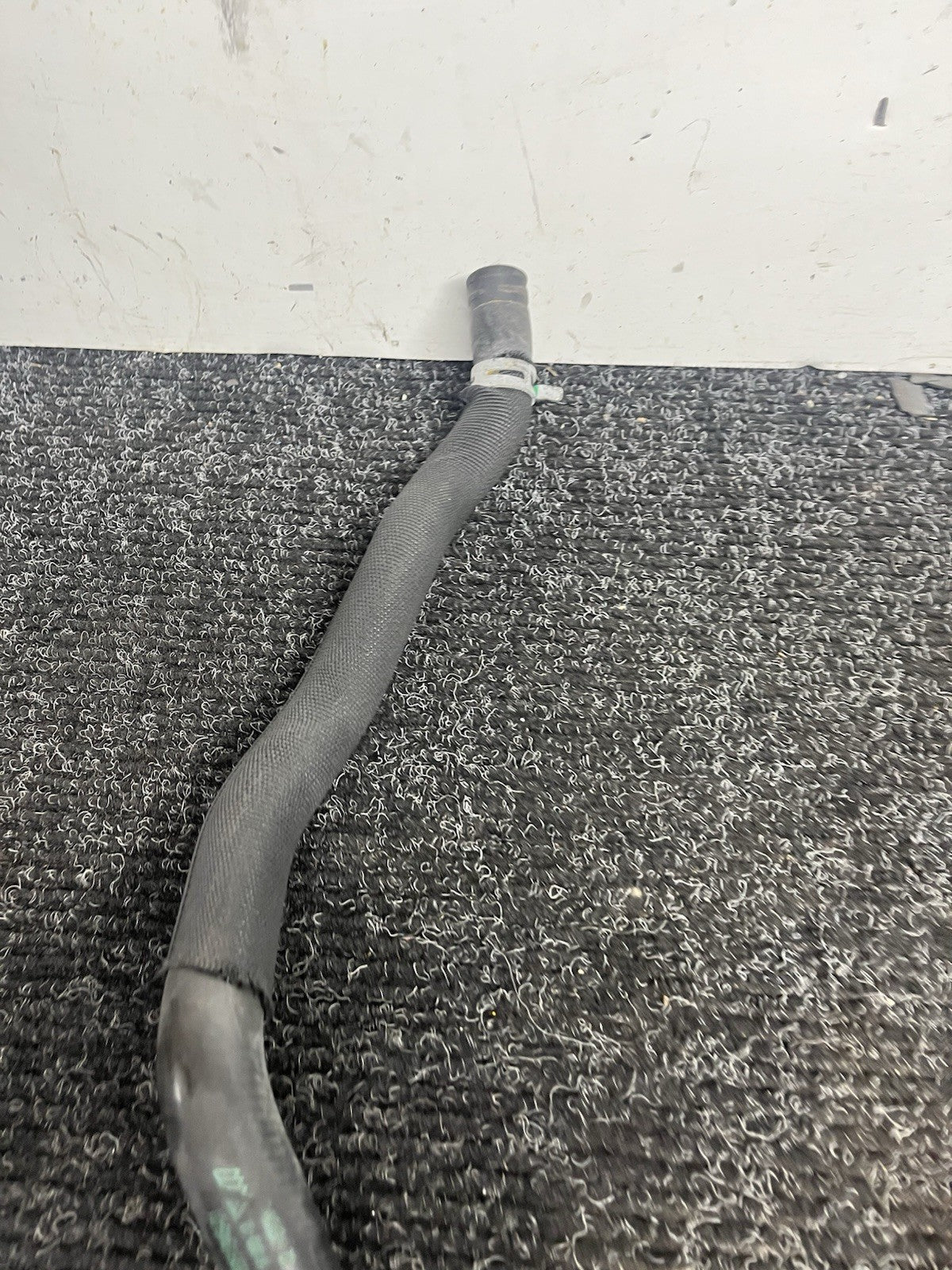 ☑️ 07-15 BMW E90 E92 E84 135i 335i X1 Lower Radiator Thermostat Coolant Hose OEM