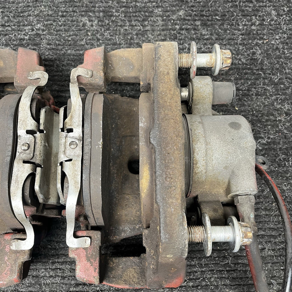 ☑️ 2007-2018 BMW X5 X6 E70 F15 F16 Front Brake Calipers OEM 6776784 6776783