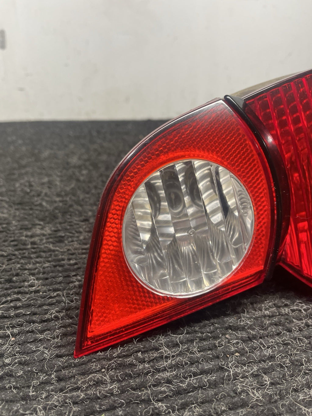 ☑️ 03-05 BMW E85 Z4 Roadster Rear Right RH Passenger Side Tail Light Lamp OEM