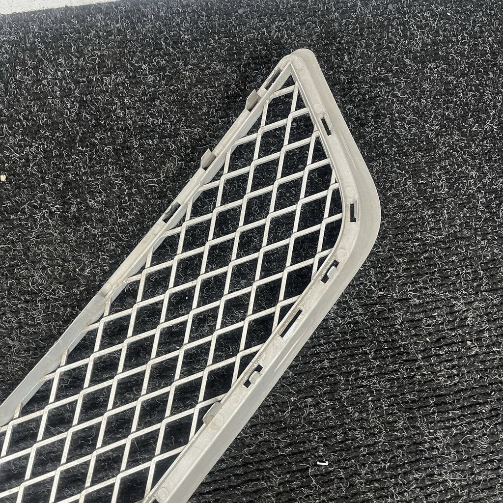 ☑️ 2009-2013 BMW X5 - Front Lower Center Bumper Grille 7222854 TITAN OEM