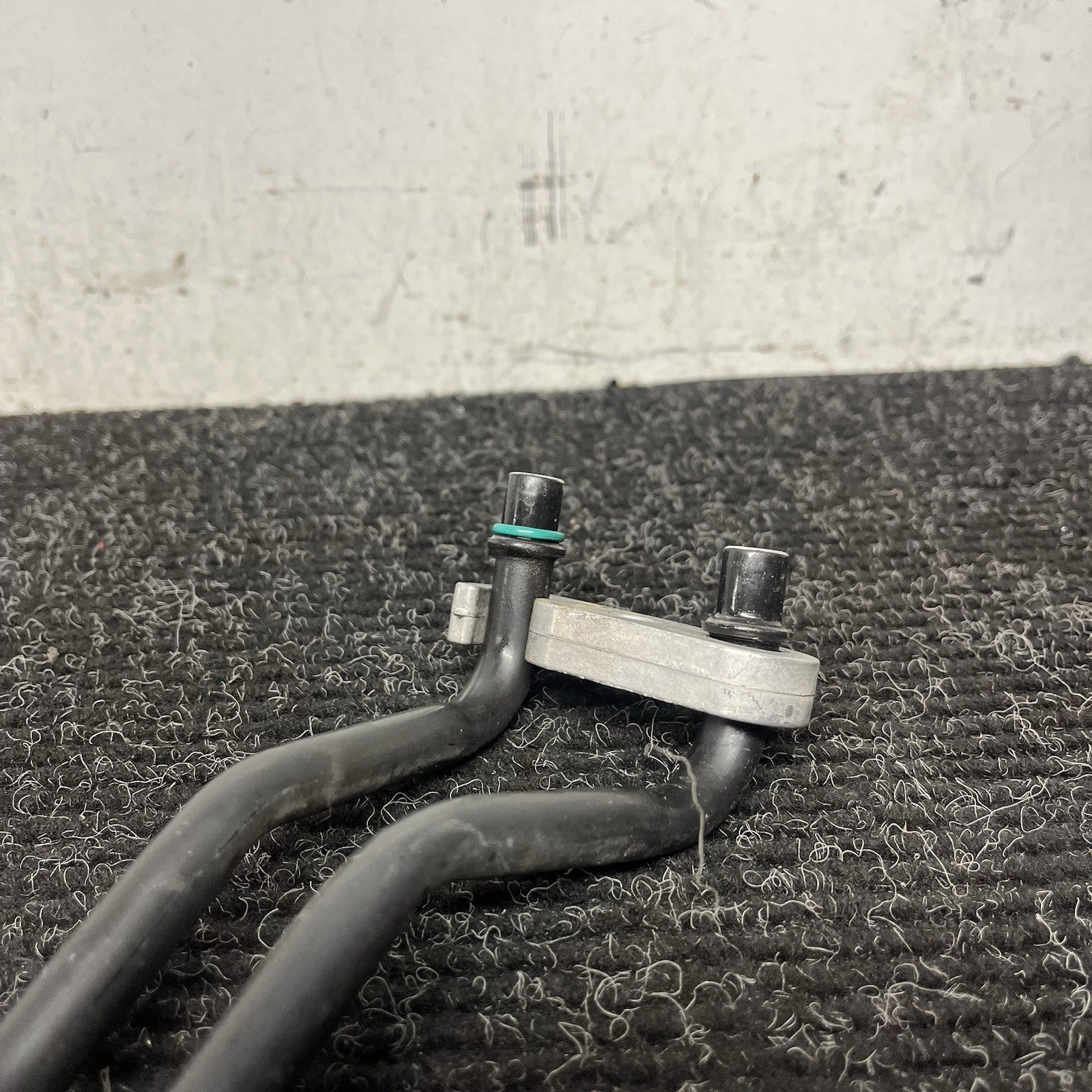 ☑️ BMW E90 E92 E91 328i N52 Automatic Transmission Oil Cooler Lines RWD OEM