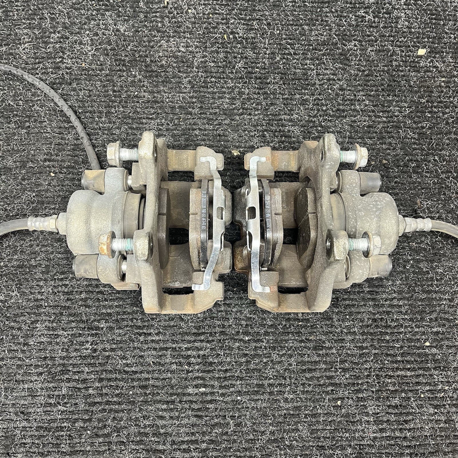 ☑️ 07-13 OEM BMW E90 E92 E93 335I Rear Left & Right Brake Calipers Pair Set