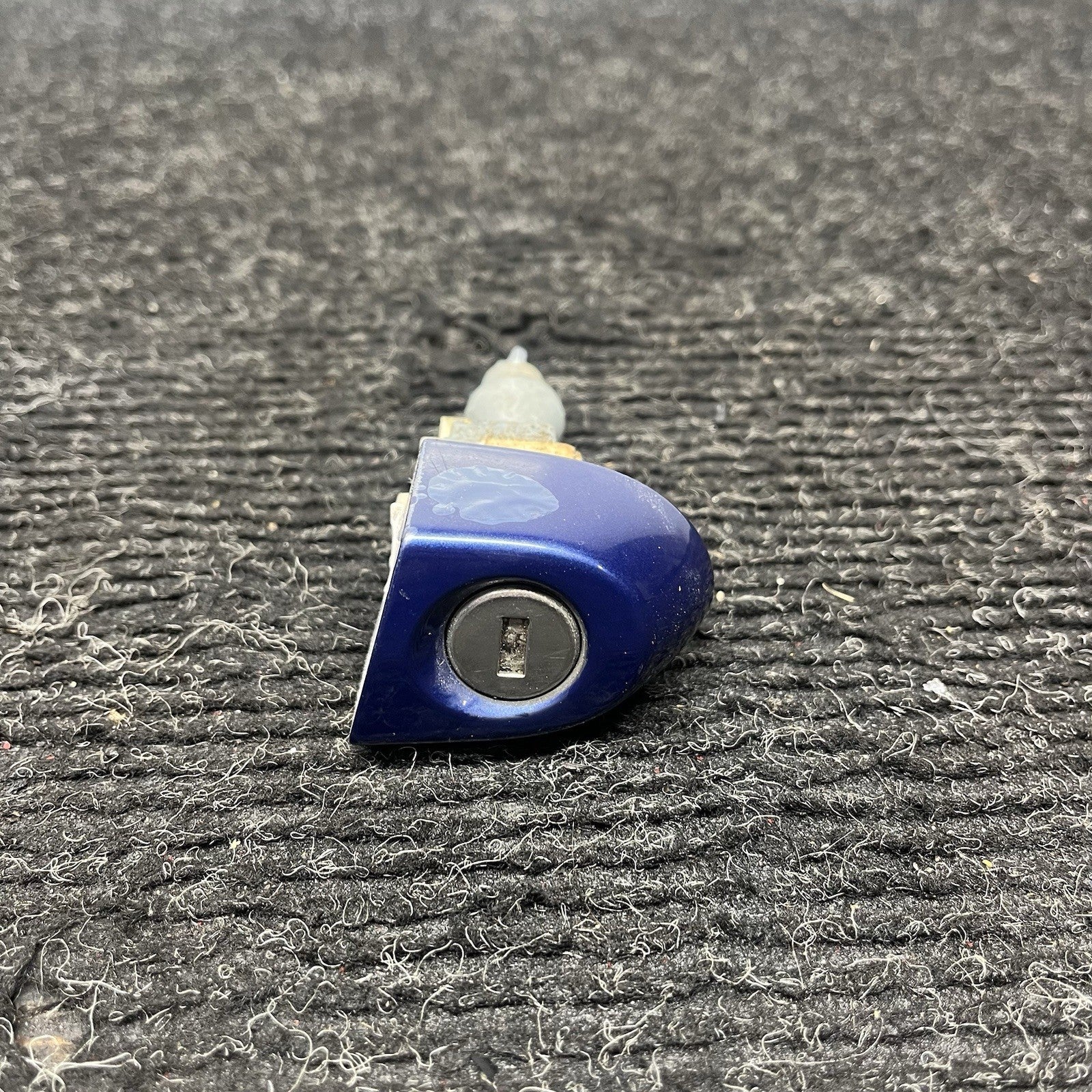 ☑️07-13 OEM BMW E90 335 M3 Left Driver Door Lock Key Cylinder Mechanism Blue