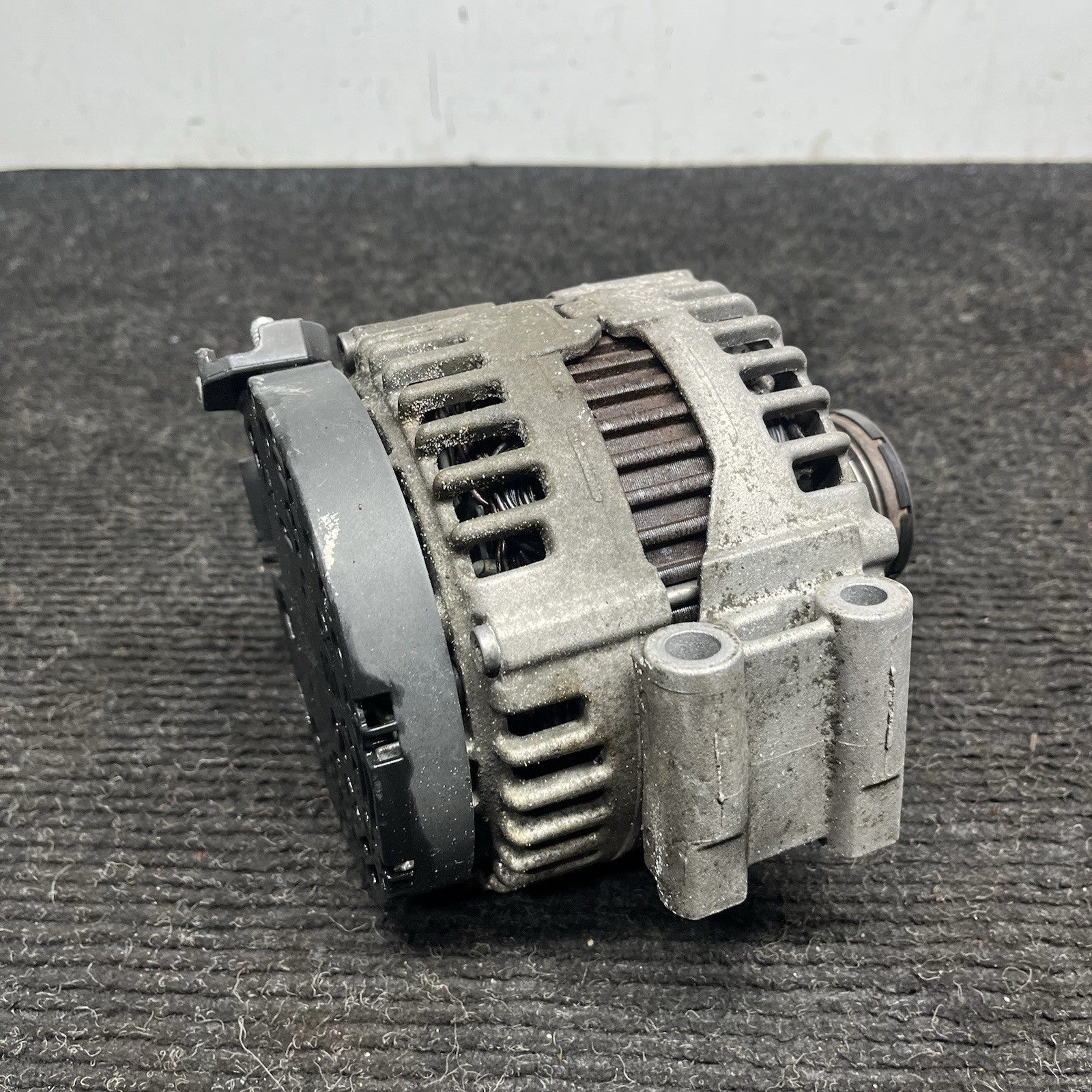 ☑️ BMW E82 E88 E90 E92 E93 335 N54 Charging Alternator Generator 180A BOSCH