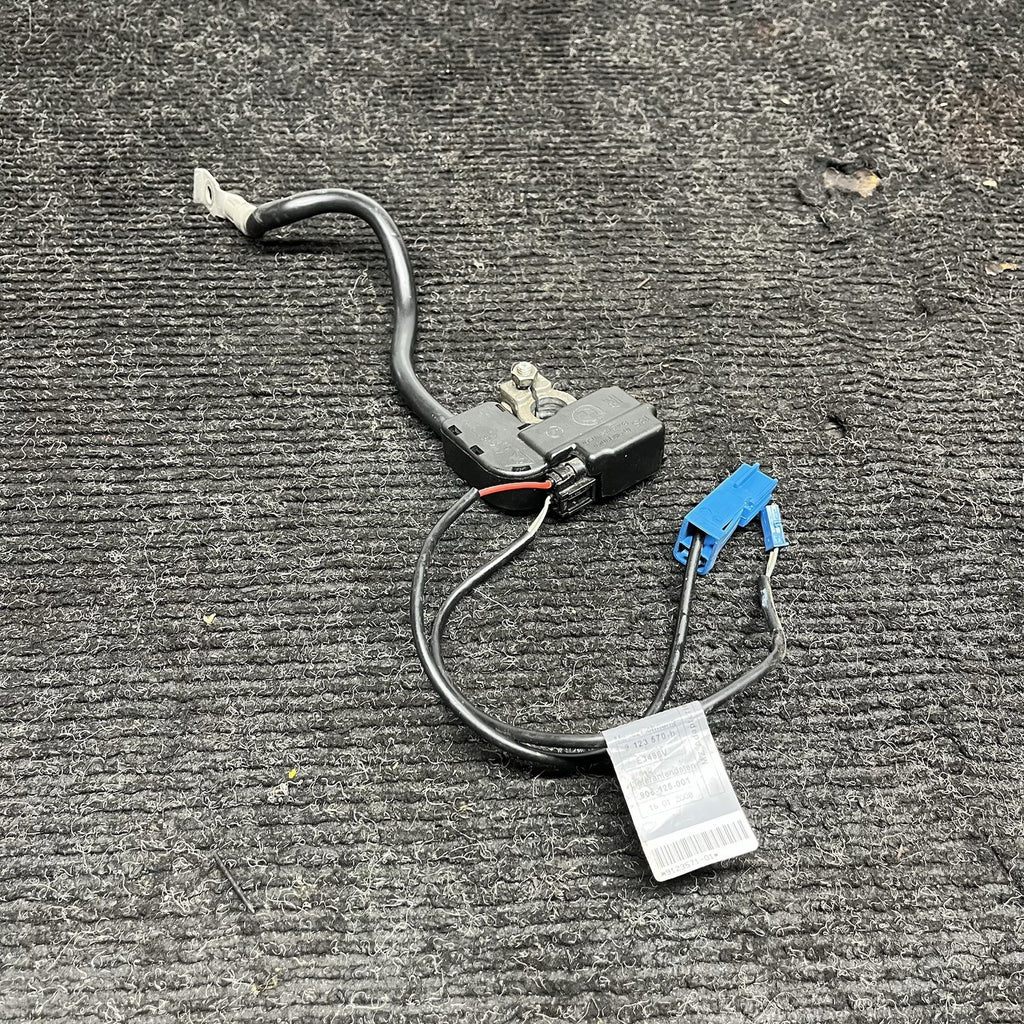☑️ 06-13 BMW E82 E90 E92 M3 335i Battery Plus Pole Terminal Positive Cable OEM