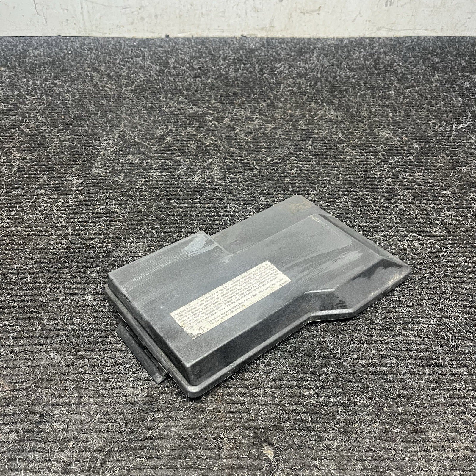 ☑️ 1995-1999 BMW M3 E36 ENGINE BAY POWER FUSE BOX COVER LID OEM 1387613