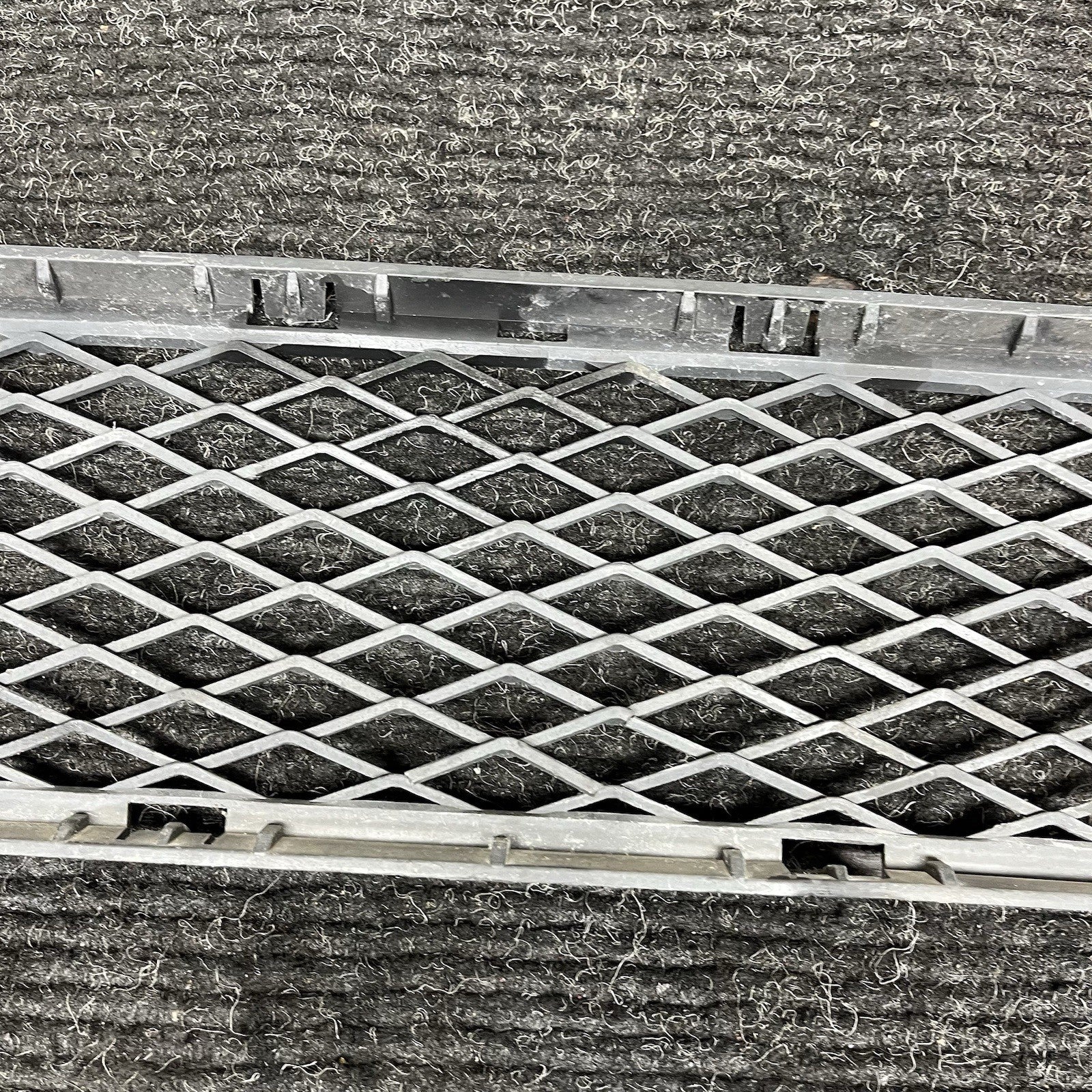 ☑️ 07-10 OEM BMW E92 E93 Front Bumper Cover Lower Center Left Right Grilles SET