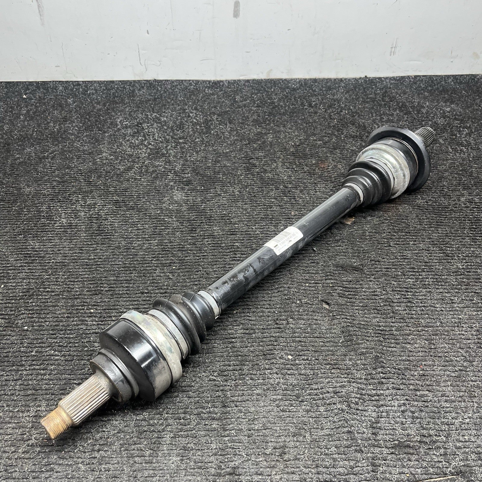 ☑️ 14-16 BMW M235i F22 Rear Left Driver Side CV Axle Shaft RWD OEM