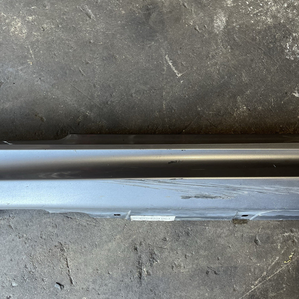 ☑️ 07-13 OEM BMW E92 E93 M3 Left Driver Side Skirt Rocker Panel Space Gray