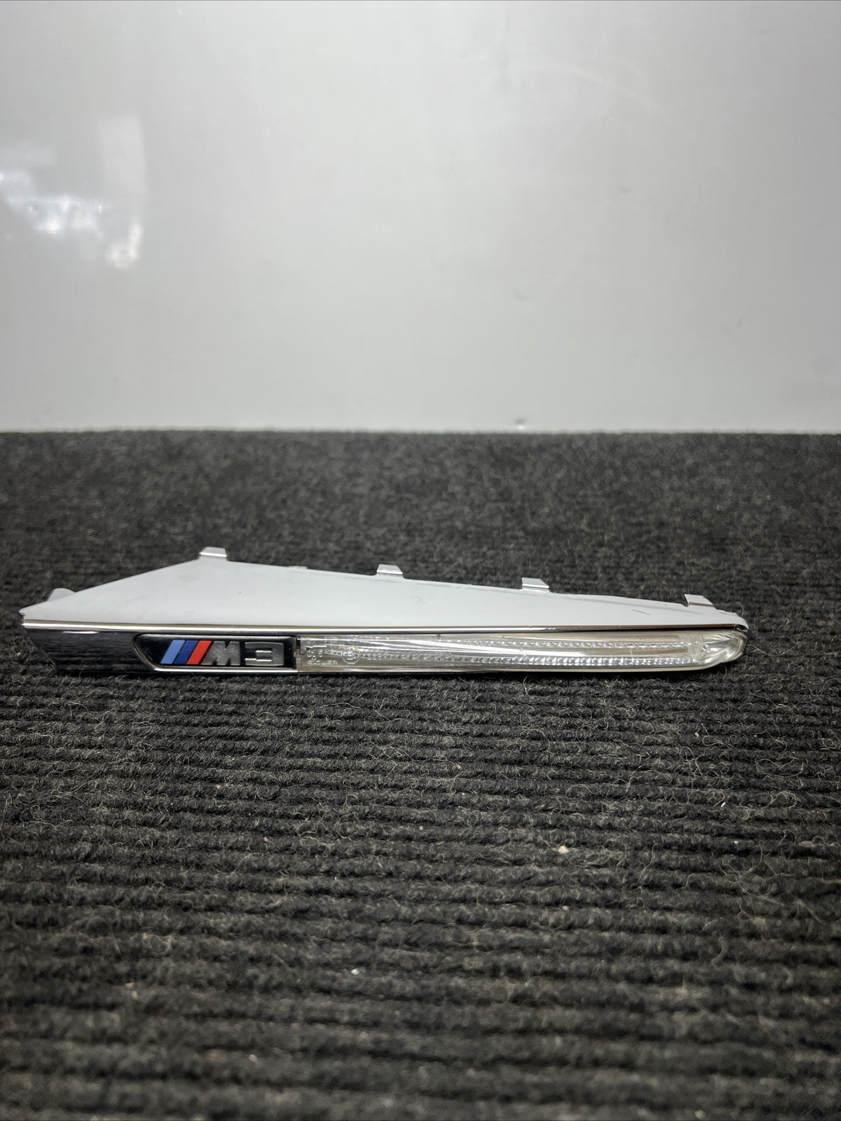 ☑️2008 2009 2010 2011 2012 2013 BMW M3 Fender Grille Side Marker Left Driver