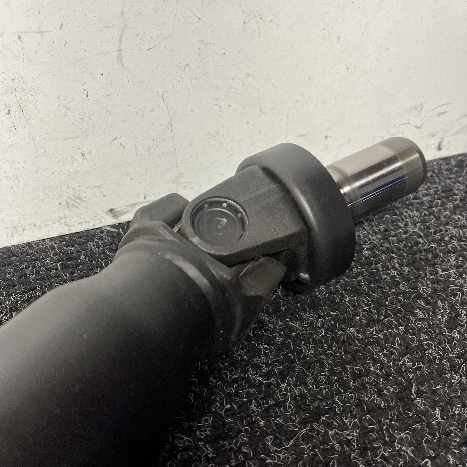 ☑️ 2022-23 Toyota GR86 Subaru BRZ MT Manual Transmission Driveshaft OEM