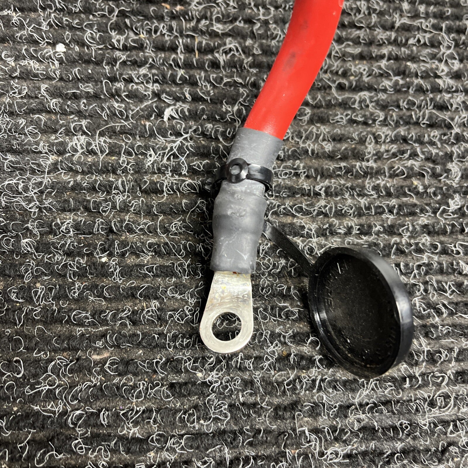 ☑️ 06-13 OEM BMW E82 E90 E92 M3 Battery Plus Pole Terminal Positive Red Cable