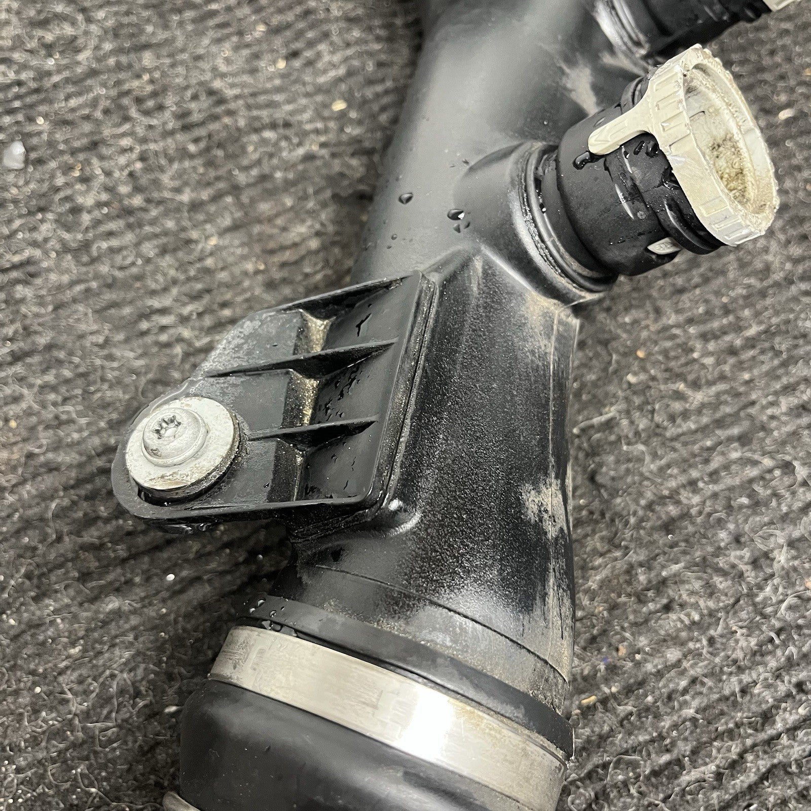 ☑️ BMW 07-10 E90 E92 E82 N54 Air Intake Charge Induction Charge Pipe Tract OEM