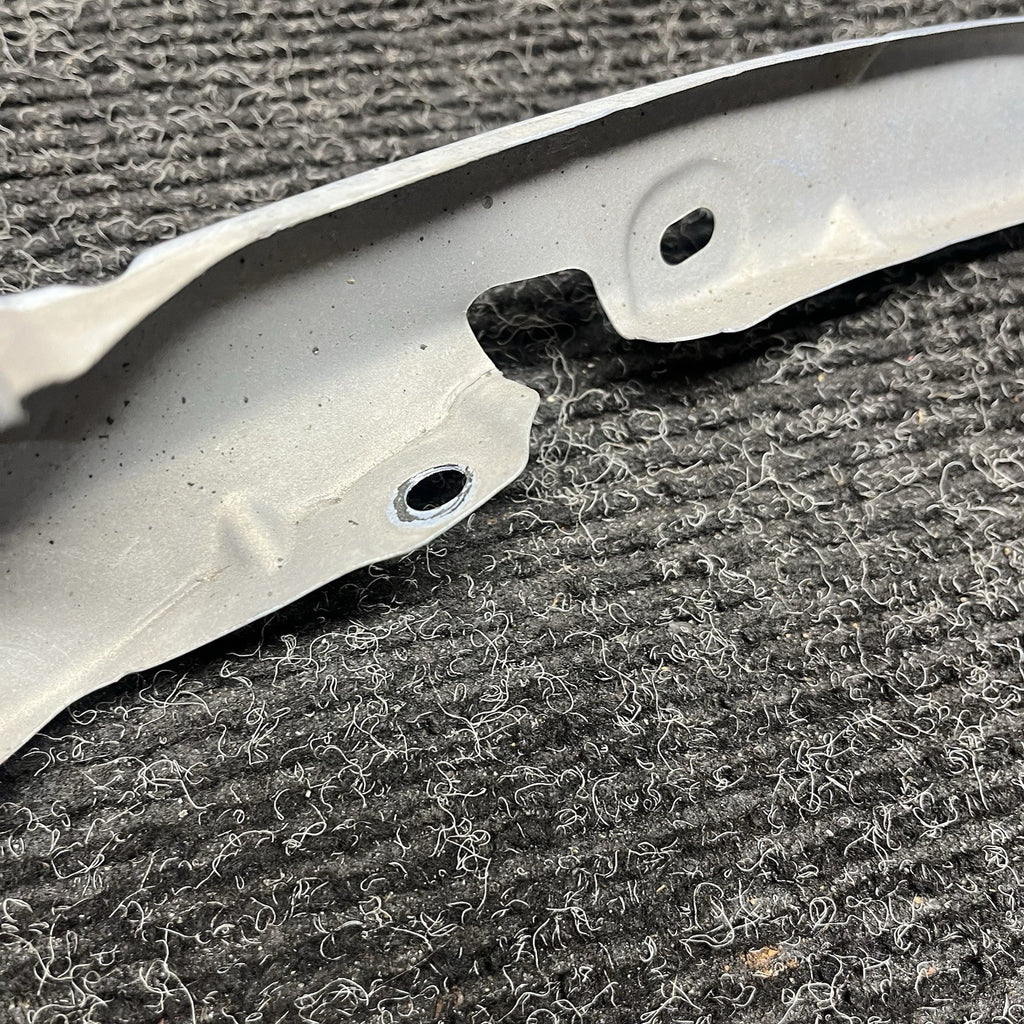 ☑️ 2013-19 Scion FRS Subaru BRZ 86 Front RH Right Side Fender Bracket OEM