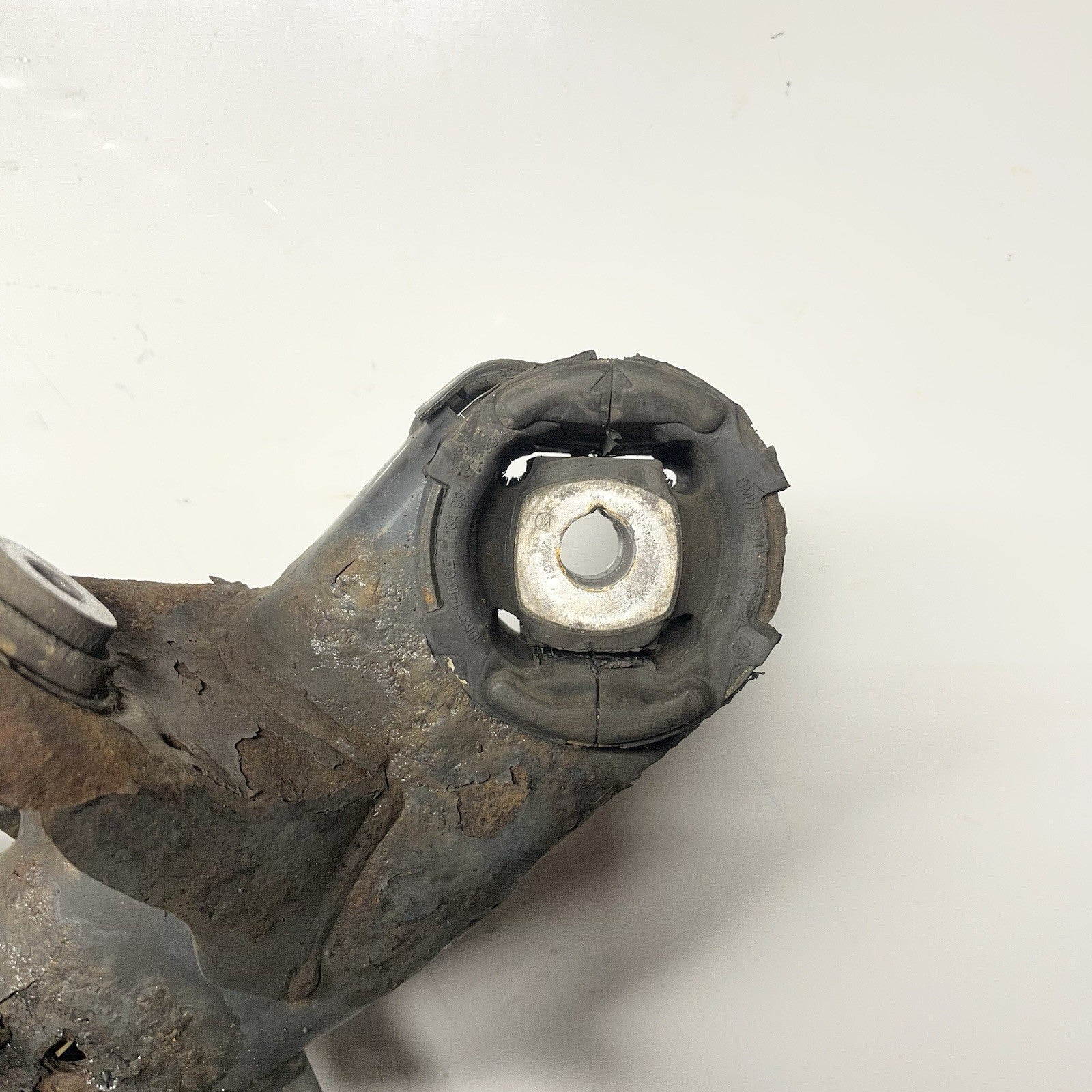 ☑️ 07-13 BMW E90 E92 E93 335I Rear Axle Subframe Crossmember Cradle Carrier OEM