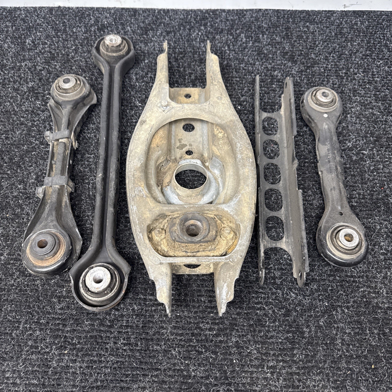 ☑️ OEM BMW E82 E90 E92 Rear Left Lower Upper Suspension Control Arm Wishbone SET