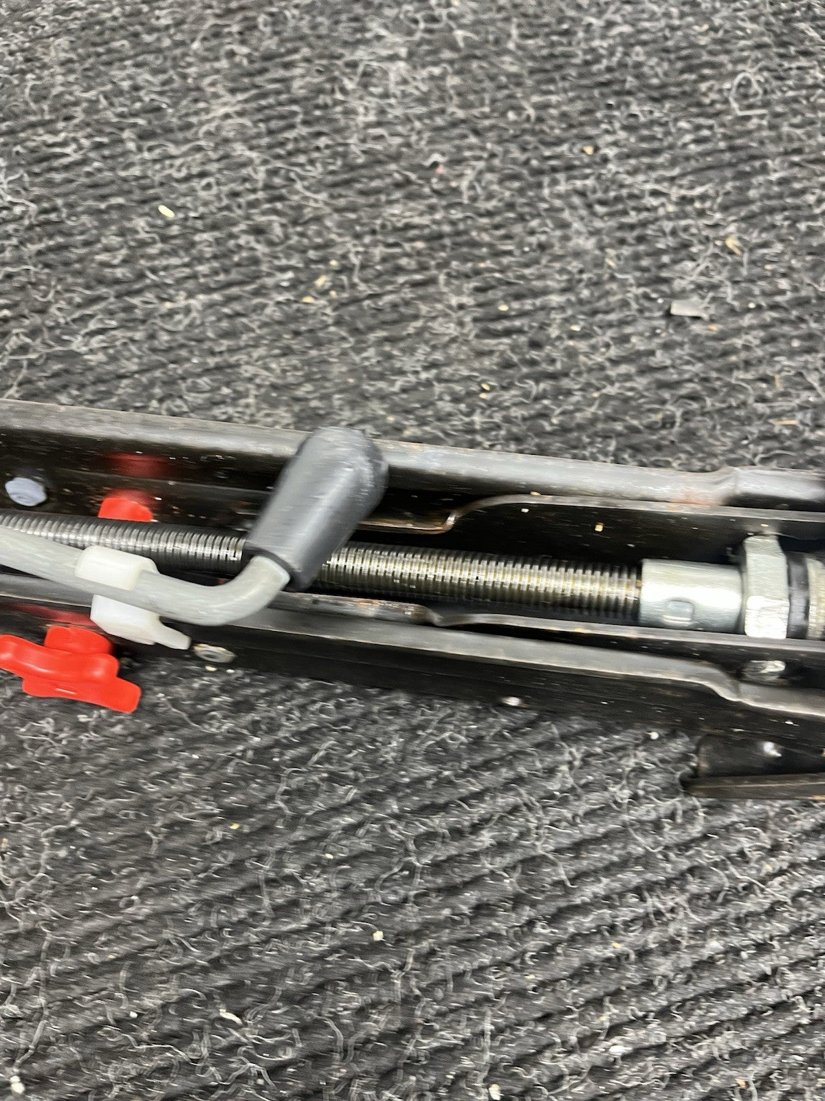 ☑️ 01-06 BMW E46 3-SERIES EMERGENCY SPARE TIRE LIFT JACK TOOL 1096202 OEM
