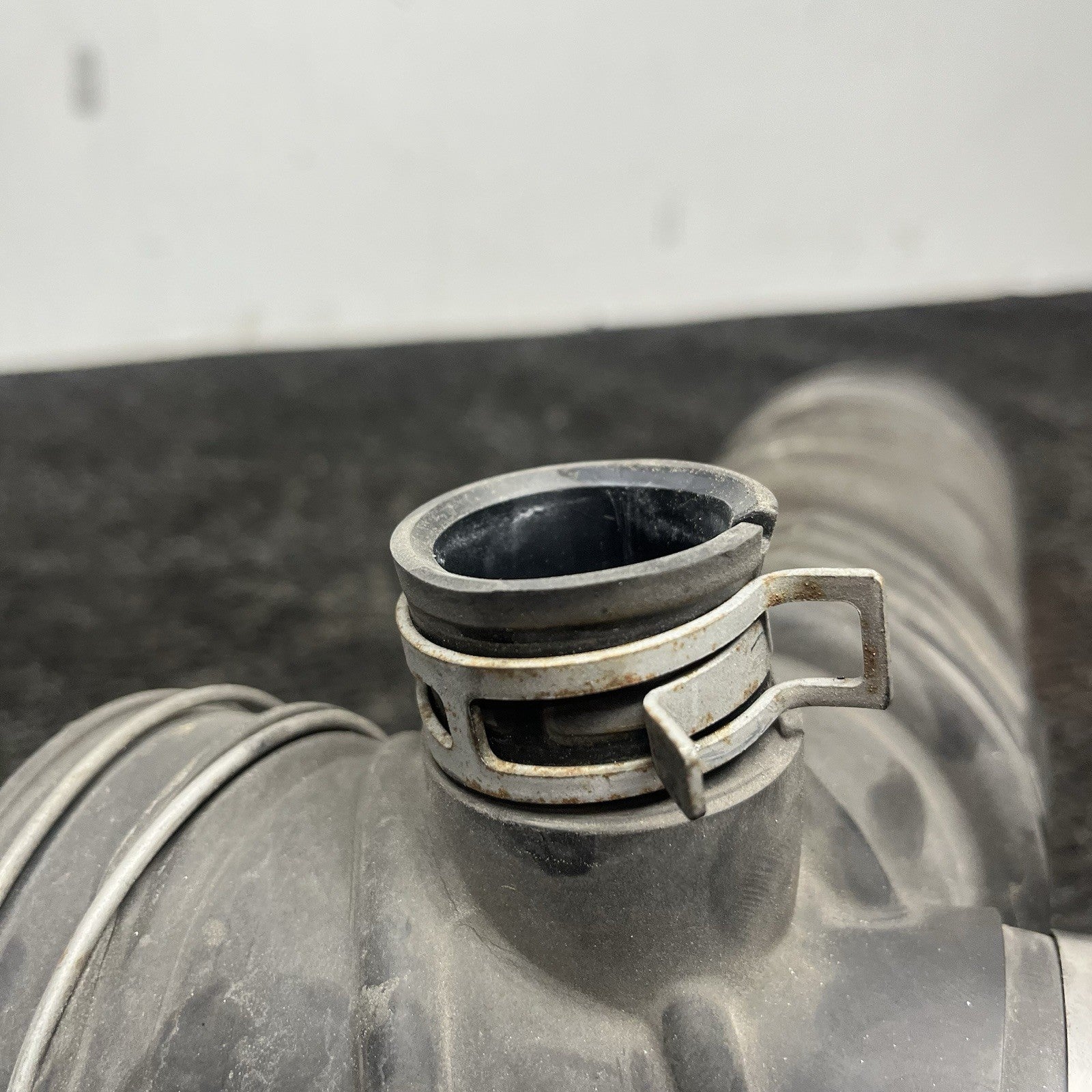 ☑️ 2013-2016 SCION FRS SUBARU BRZ ENGINE AIR CLEANER INTAKE DUCT TUBE HOSE OEM