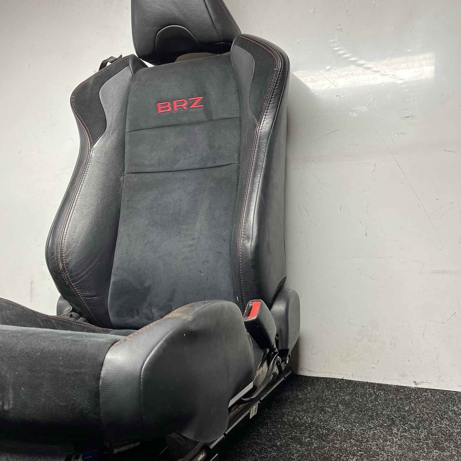 ☑️ 13-16 Scion FR-S Subaru BRZ OEM Front Right Passenger Side Seat Assembly