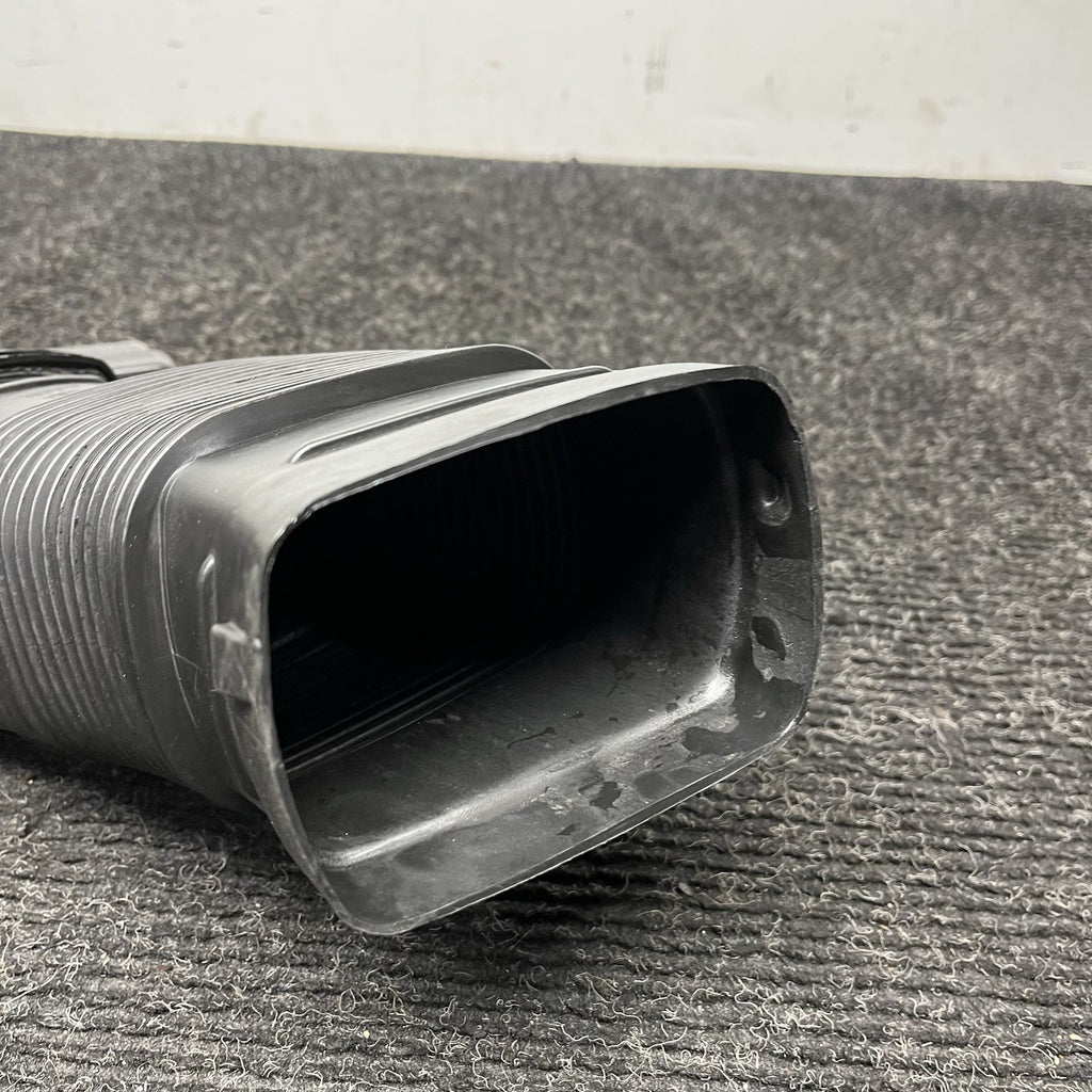 ☑️ 11-13 OEM BMW E82 E88 135i Front Inlet Intake Tube Pipe Air Duct N55