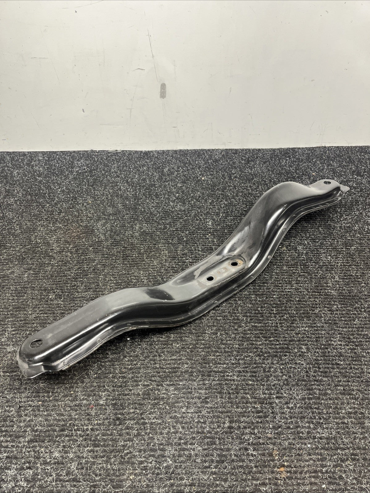 ☑️ 2004-2021 Subaru WRX STI 6SPD Transmission Carrier Mount Brace 41011FE011