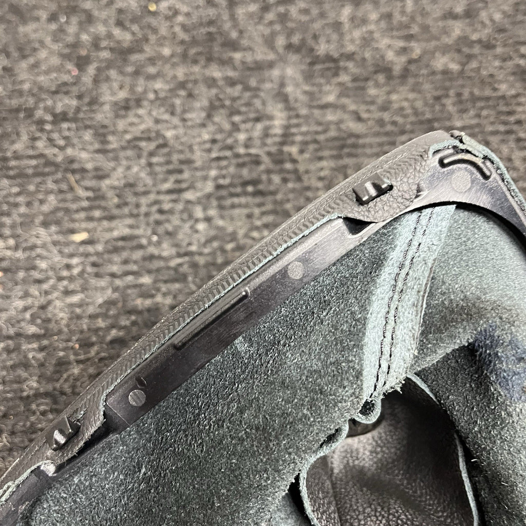 ☑️ 07-13 OEM BMW E92 E93 MT Manual Transmission Shifter Leather Boot w/ Knob