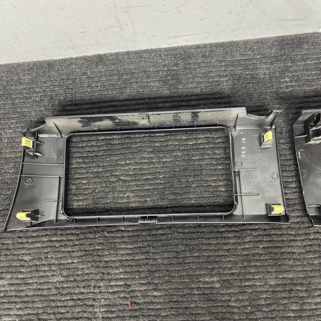 ☑️ 2013-2016 Subaru BRZ Radio Dash Trim Bezel Surround Stereo Scion FRS  OEM