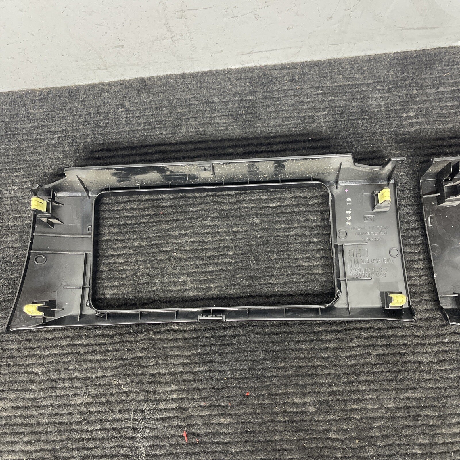 ☑️ 2013-2016 Subaru BRZ Radio Dash Trim Bezel Surround Stereo Scion FRS  OEM