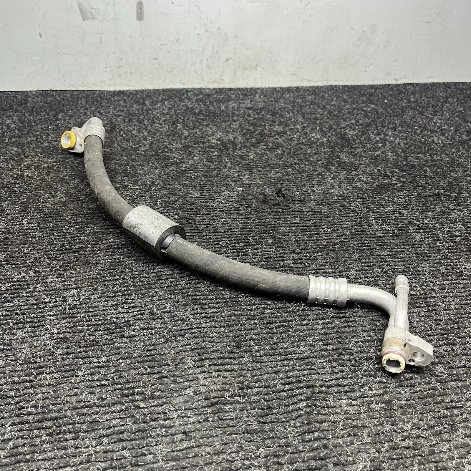 ☑️BMW E88 E82 E90 E92 E93 135 335 AC Compressor Evaporator Suction Pipe Hose OEM