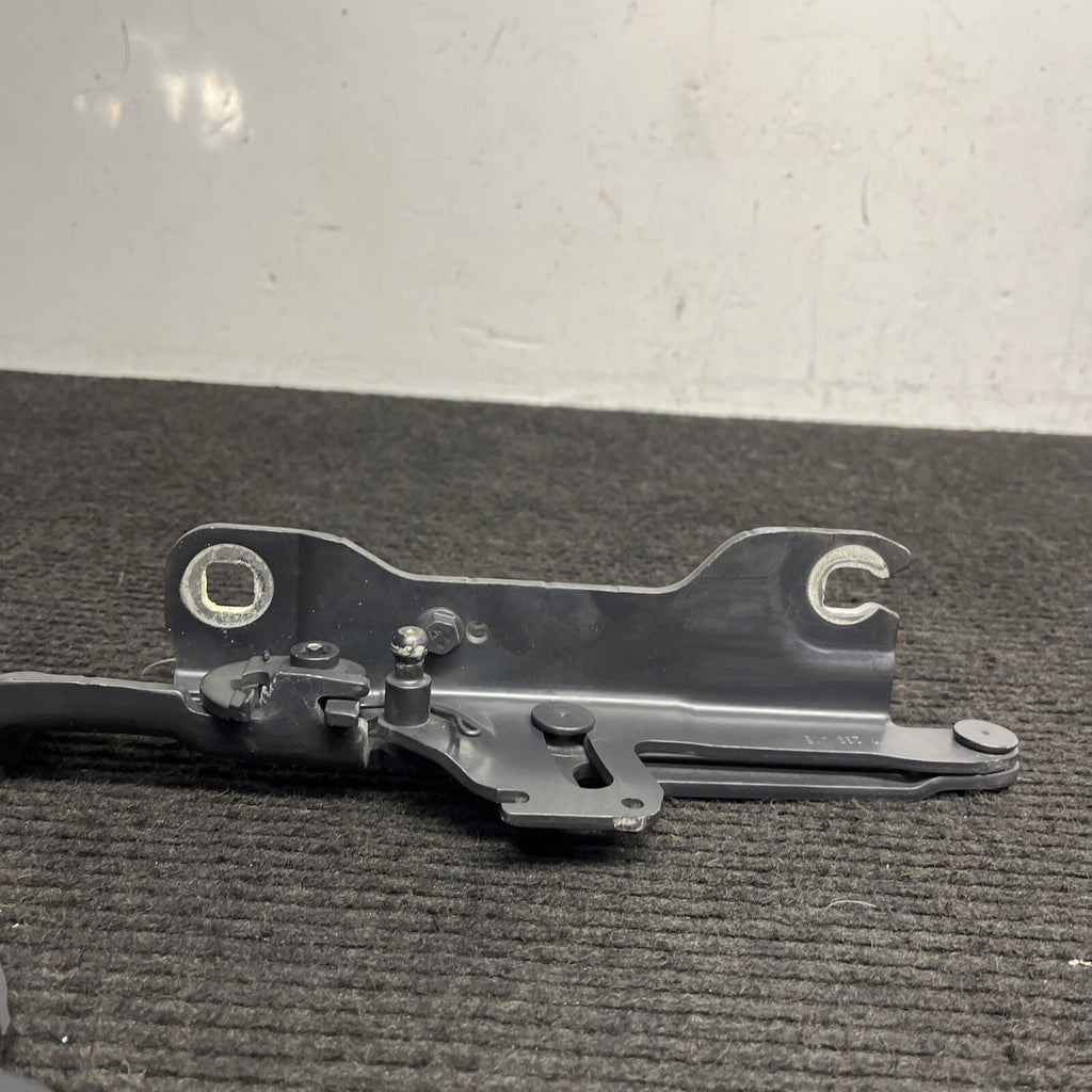 ☑️ BMW F22 F30 F32 F80 F82 OEM FRONT LEFT RIGHT HOOD BONNET LID HINGES