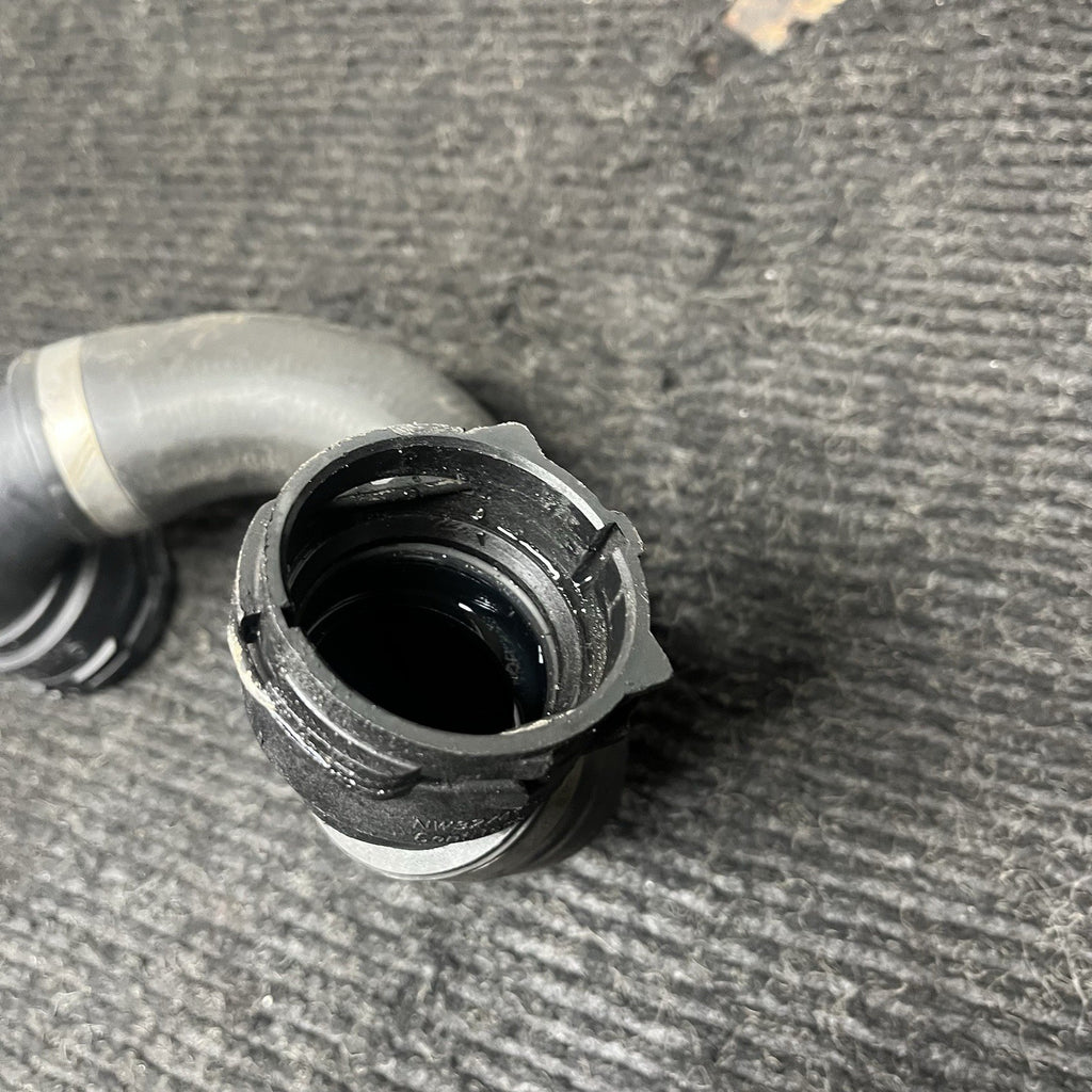 ☑️ 08-13 BMW E90 E82 Front Radiator Lower Coolant Inlet Hose Pipe 7532493 OEM